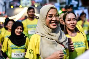 BIB: 90074
                            <button type="button" onclick="openModal(21897915)" class="btn btn-primary btn-sm float-right btn-popup" data-toggle="modal" data-target=".modal-high-quality">
                        <i class="fas fa-shopping-cart"></i> Add to Cart
                    </button>
                                            <button type="button" onclick="isThisMe(21897915, true)" class="btn btn-success btn-sm float-right btn-popup btn-isme hidden" data-toggle="tooltip" data-placement="bottom" title="นี่คือรูปของคุณใช่ไหม คลิกที่นี่เพื่อเอาเข้าอัลบั้ม">
                        <i class="fas fa-plus"></i> Add to album
                    </button>
                    <button type="button" onclick="isThisMe(21897915, false)" class="btn btn-warning btn-sm float-right btn-popup btn-isnotme hidden">
                        <i class="fas fa-ban"></i> Remove from album
                    </button>